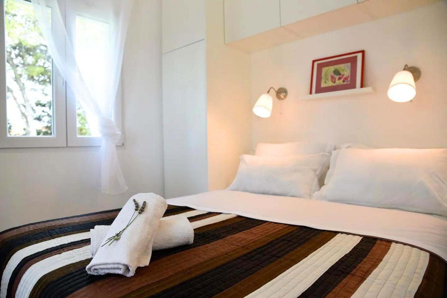 Lili Sunset Apartamento Stari Grad  Exterior foto